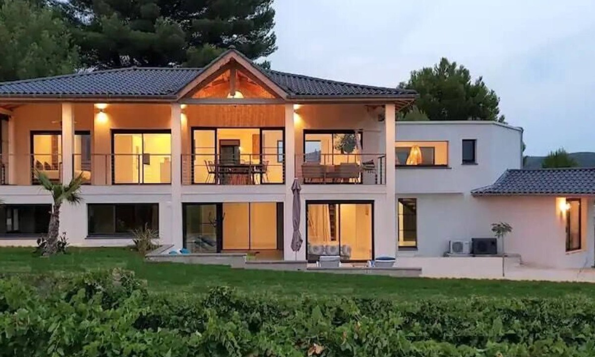 Plaissan Villa | Luxury villa with heated indoor pool/spa, exceptional vineyard views, 4-star rating