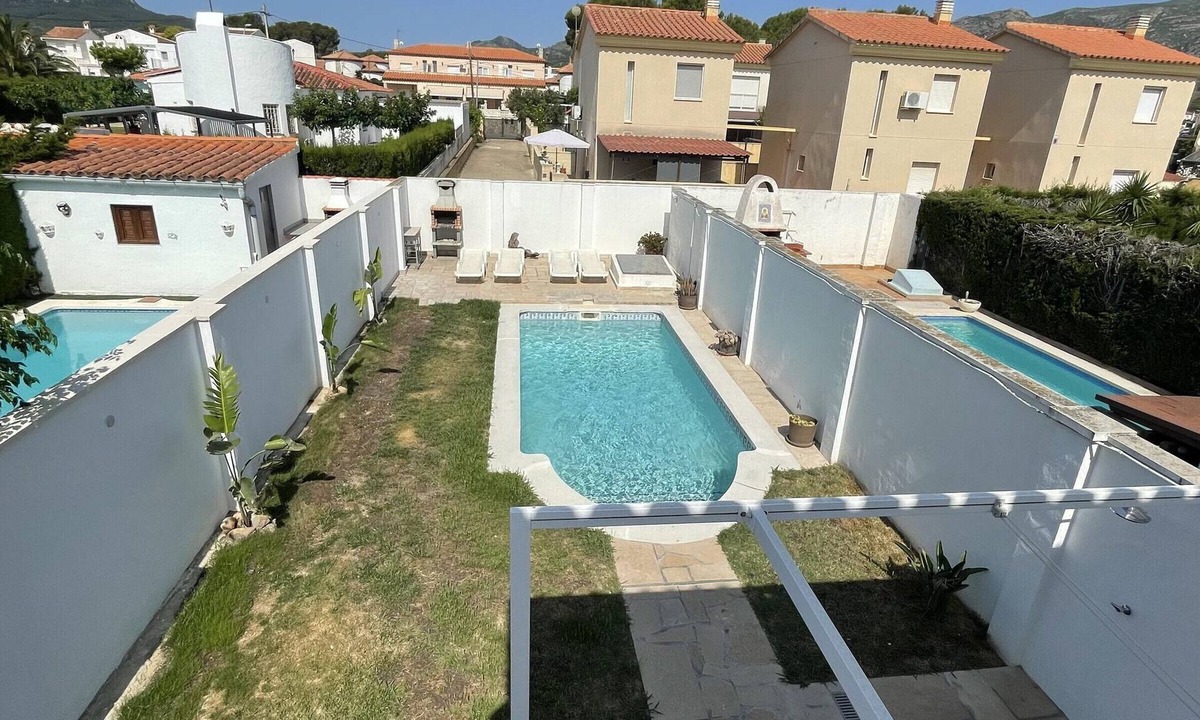 Miami Platja House | Luxury Villa with Private Pool, 3 Bedrooms