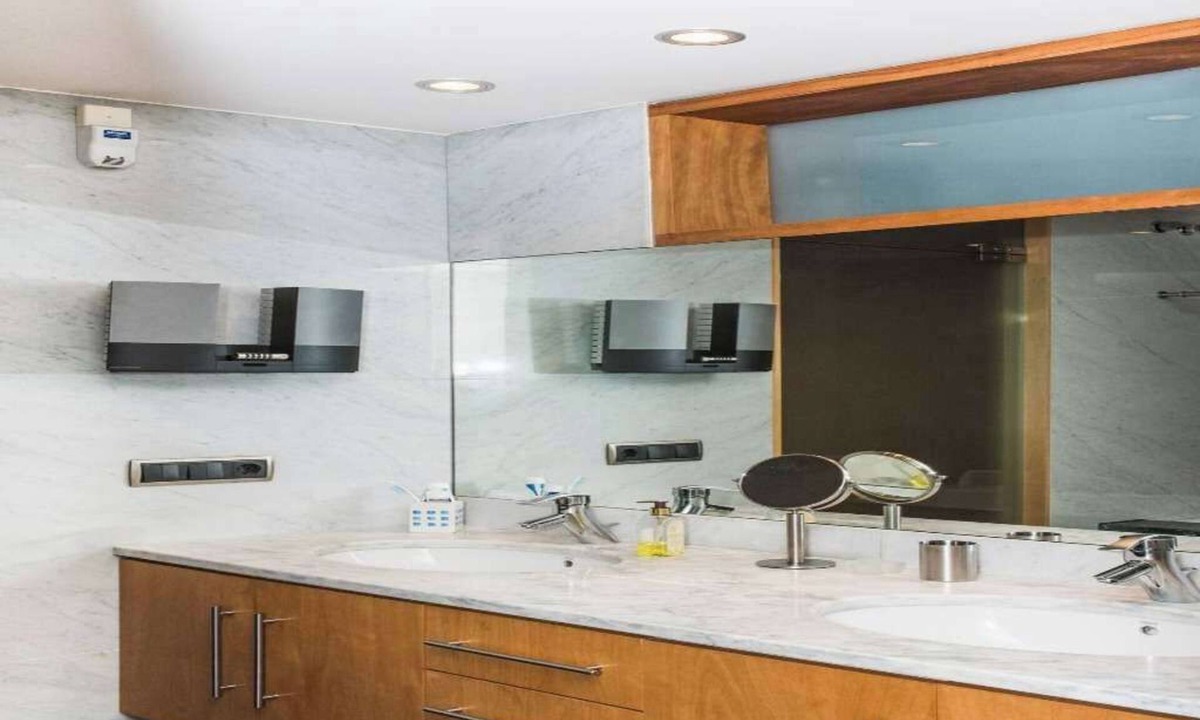 Sant Andreu de Palomar Villa | Luxury villa with private club