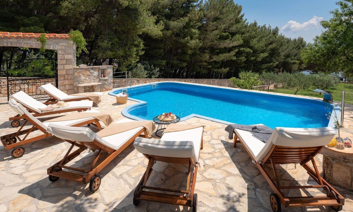 Bol Villa | Luxury Villa Zlatni Rat Brač Bol with Private Pool