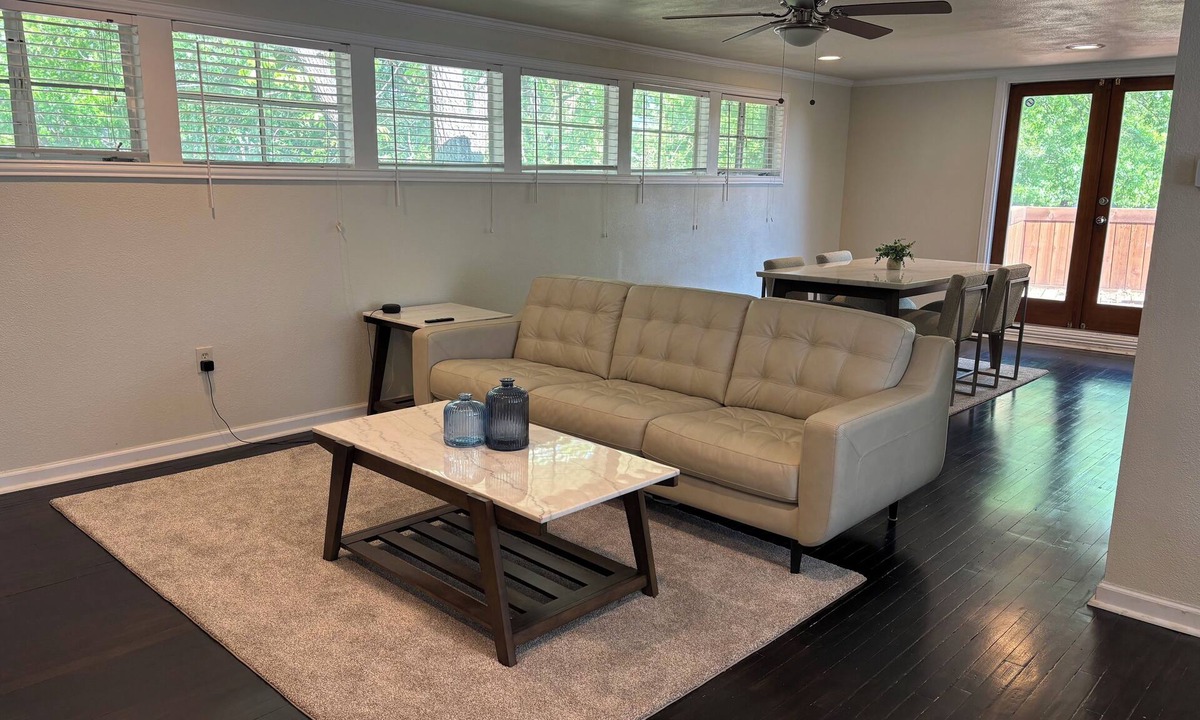 Monticello Condo | Luxury W 7th Fort Worth - Executive & Long-Term