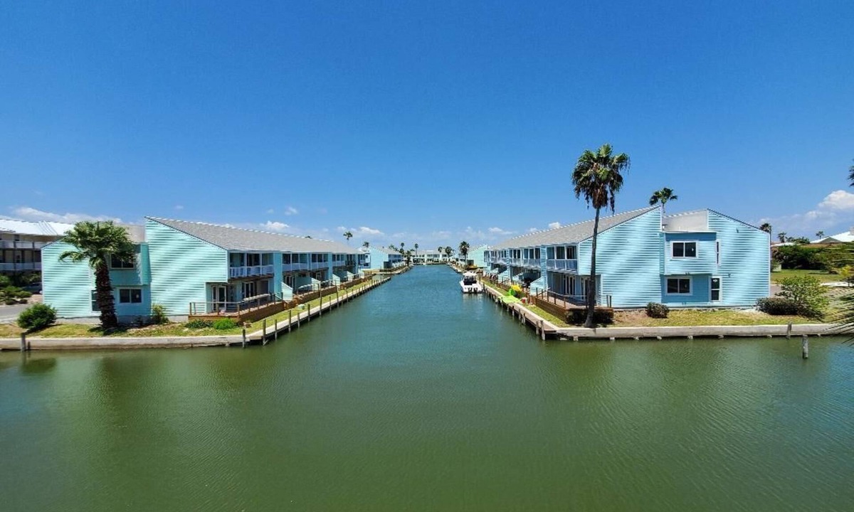 Key Allegro Condo | Luxury Waterfront Condo with a View in Rockport