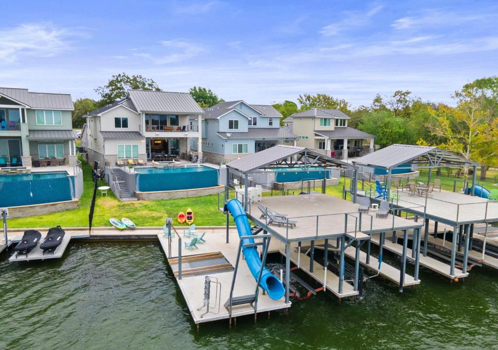 Kingsland House | Luxury Waterfront Home with Swimming Pool Hot Tub and 2 Boat Slips