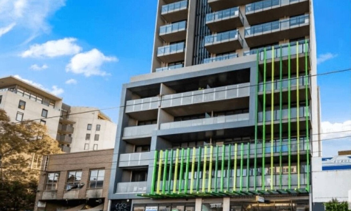 Brunswick East Apartment | Luxury With Convenience On Your Doorstep!