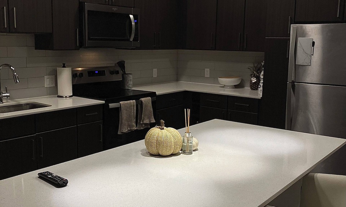 Burlington Apartment | luxury yet comforting oasis in burlington ma