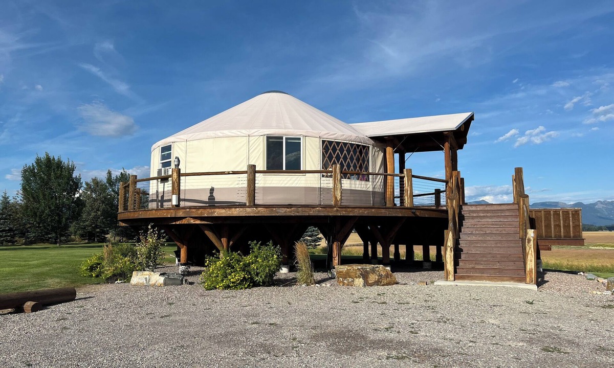 Somers House | Luxury Yurt bordering Flathead Lake