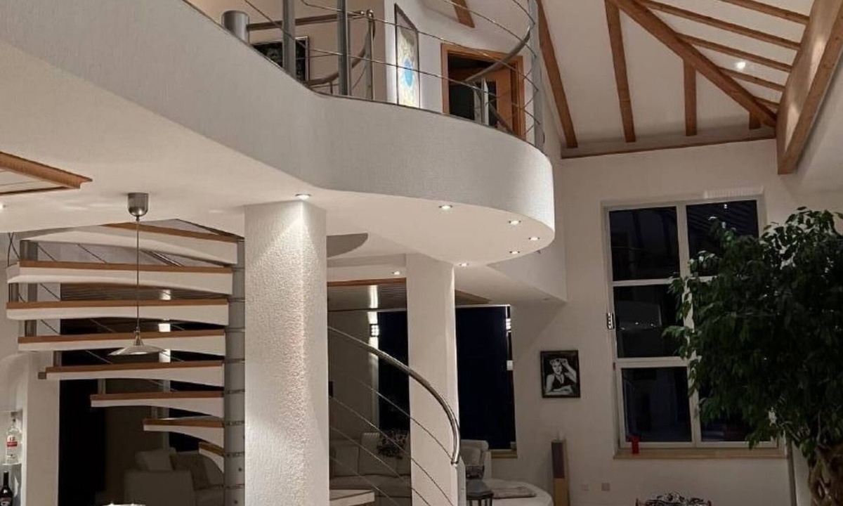 Rorbas Apartment | Luxus Ferien-Loft Atrium -X- by Interhome
