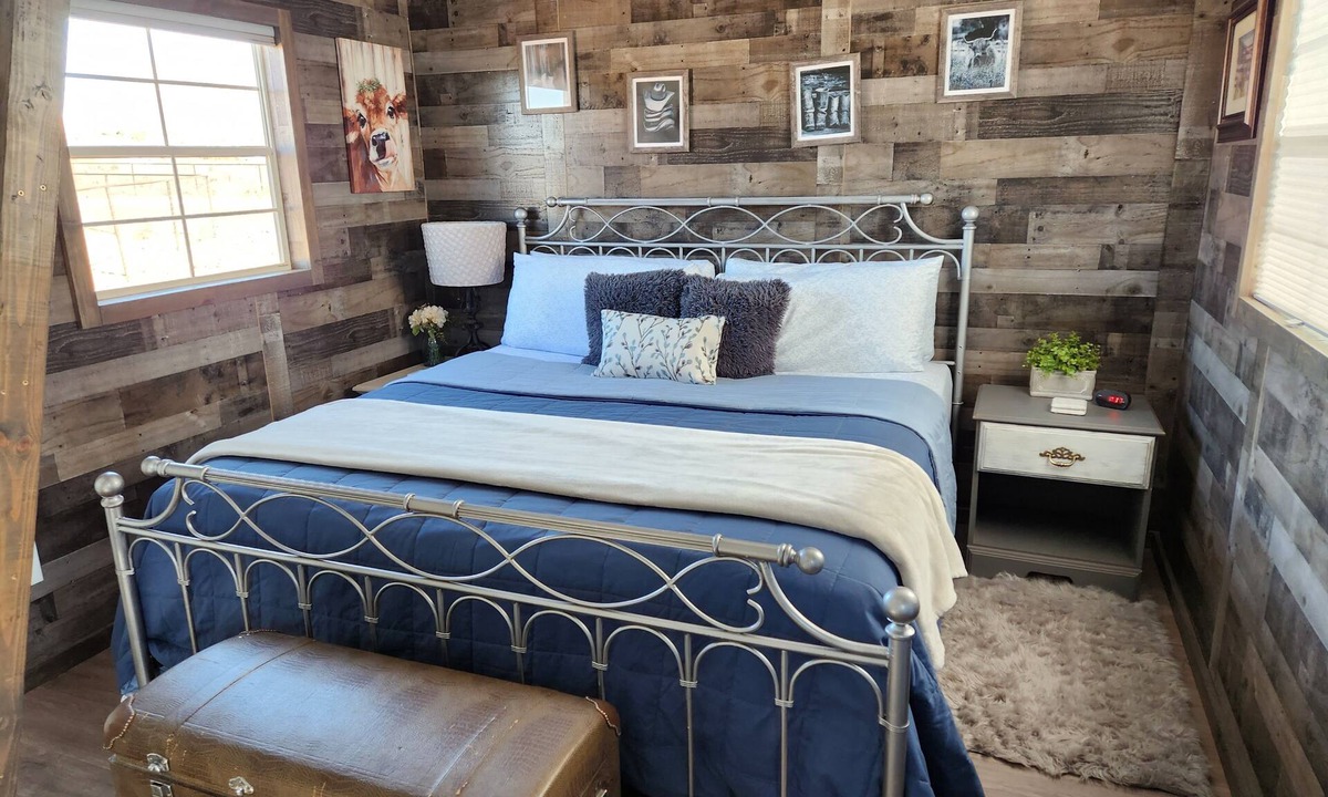 Fredonia Cabin | LVBar Ranch - Cabin #2