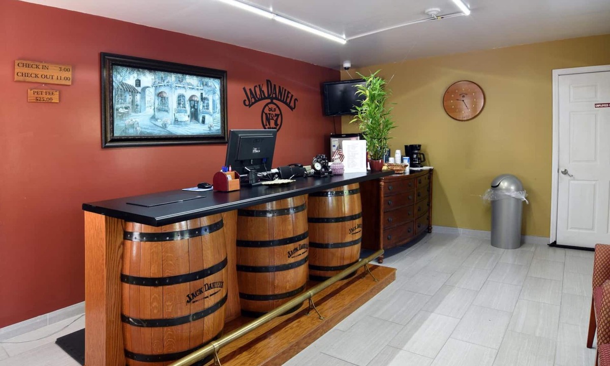Lynchburg Hotel | Lynchburg Country Inn
