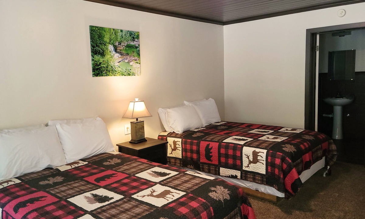 Almo Hotel | Lynnhurst Resort - Motel Unit 8 on Beautiful Kentucky Lake!