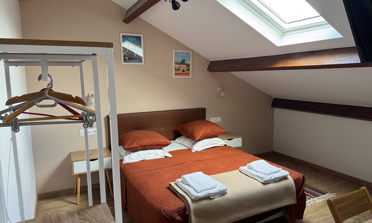Saint-Rambert Bed & Breakfast | Lyon Mon Amour - St-Bruno Room