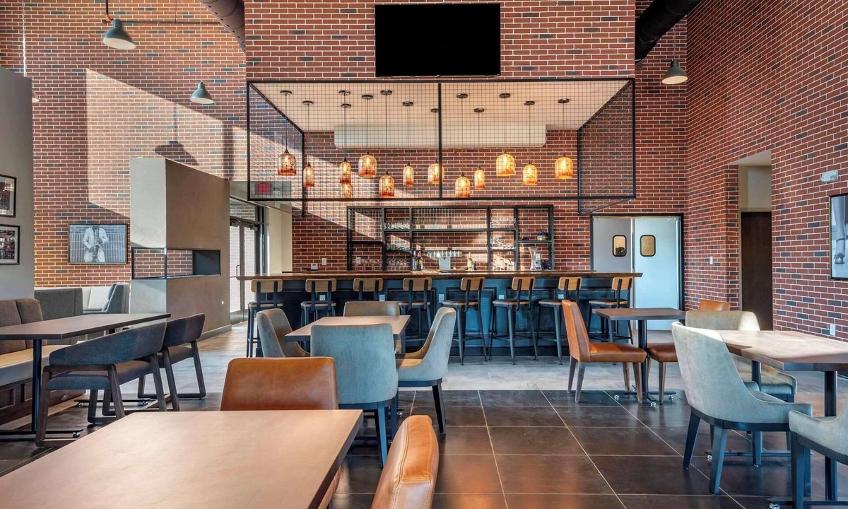 Cleveland Hotel | Lyric Hotel West End, Trademark Collection by Wyndham