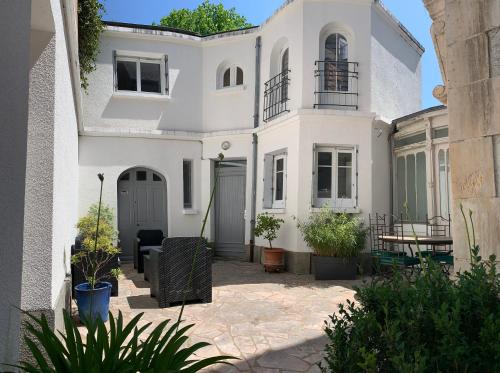 Angers Apartment | Lysbed - Desjardins