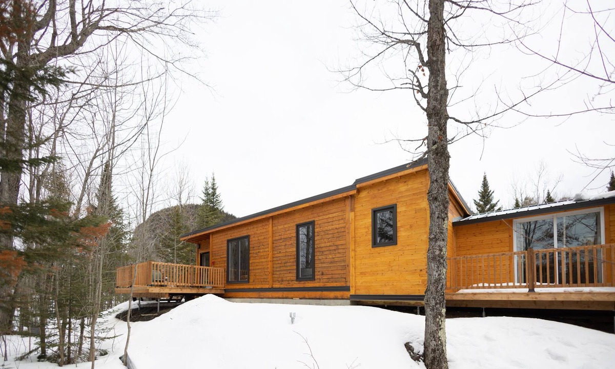 Coaticook Ski Chalet | Lyster Cabin #2