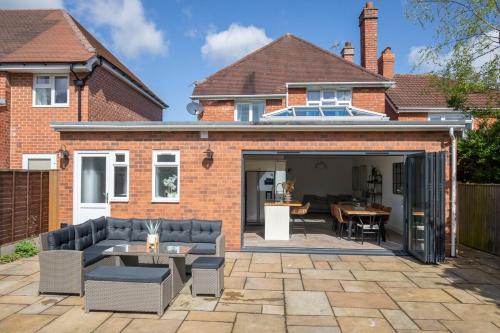 Gloucester House | Lythwood House