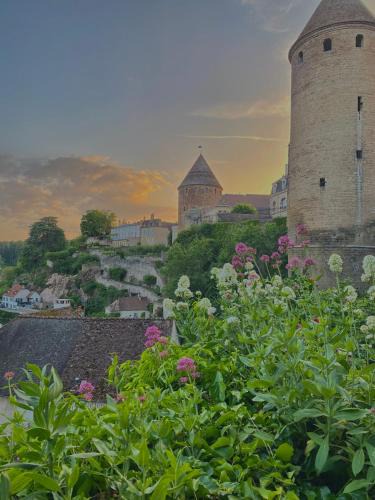 Semur-en-Auxois Bed & Breakfast | Médiévale 27