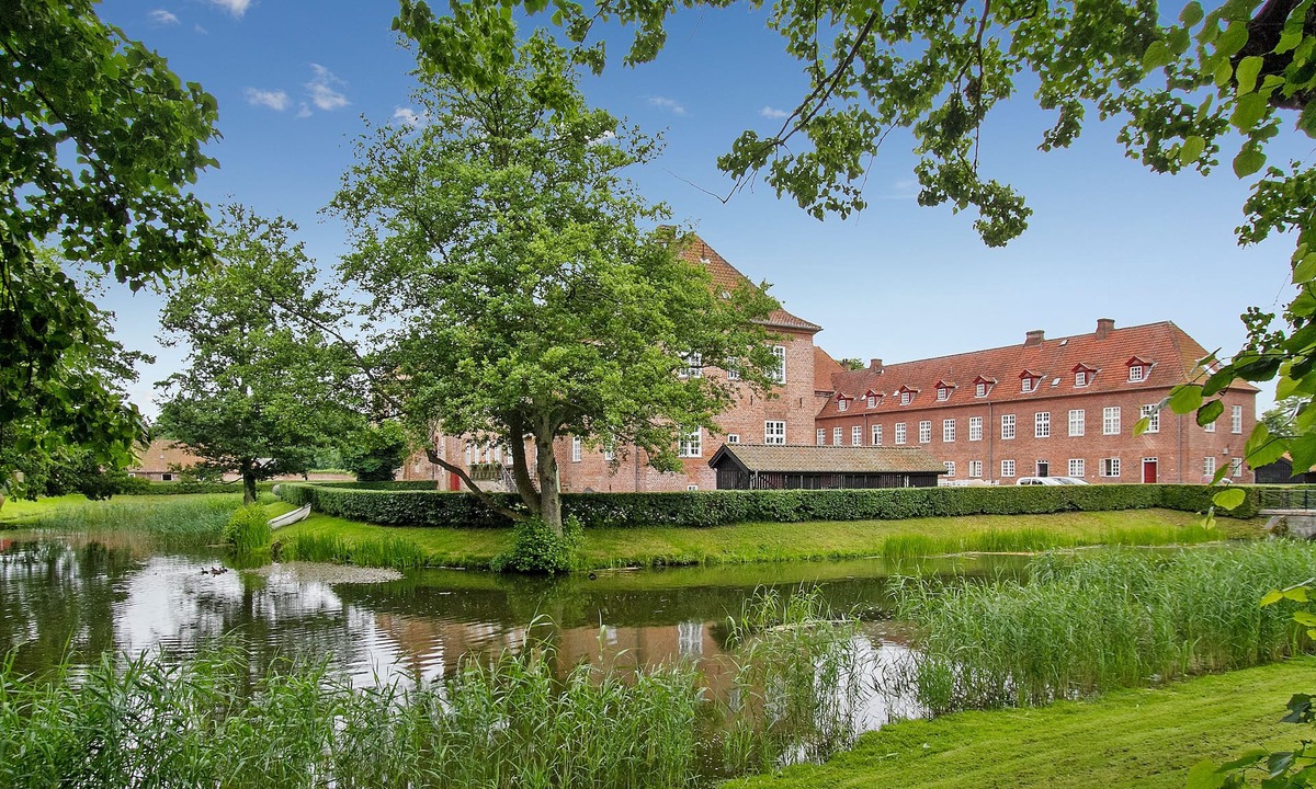 Hadsund Hotel | Møllehuset
