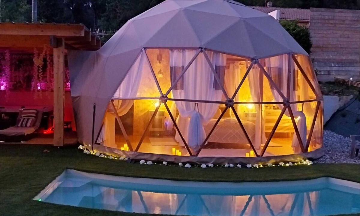 Malves-en-Minervois Cabin | "M"anon Dome 26m2 and 50m2 relaxation area