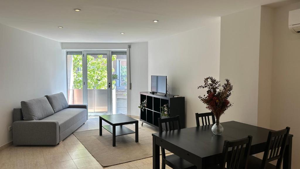 Terrassa Apartment | M1 Céntrico y con balcón