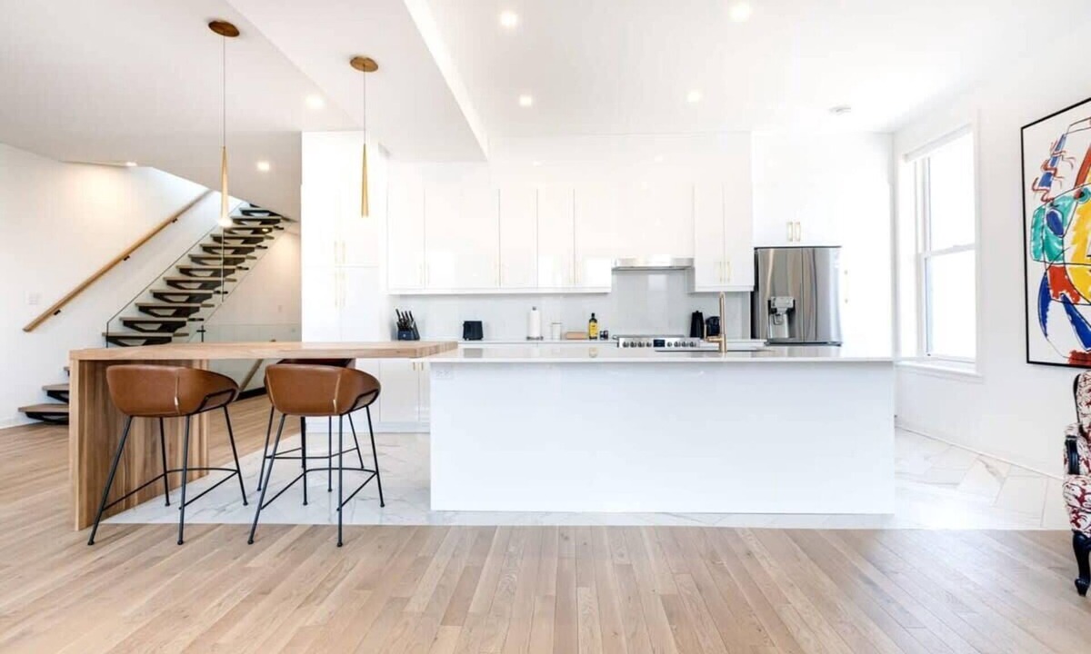 Plateau Mont Royal Apartment | M11 | Luxury Suites: 4BR + private rooftop - 3