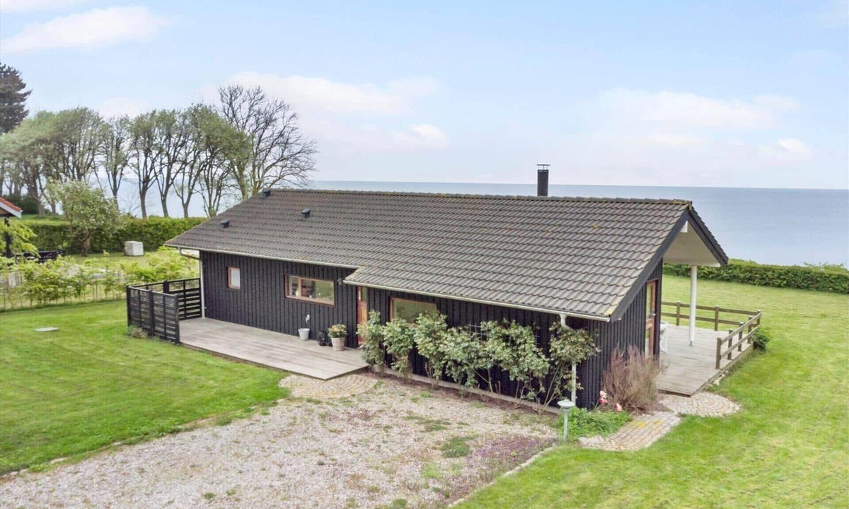Nykobing Falster House | M320 Nykøbing F - Sdr. Alslev Kystvej 8 A