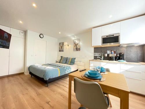 Quartier Centre Ville Apartment | M4 Coeur Massy Rer B C 600m - Orly 20 minutes