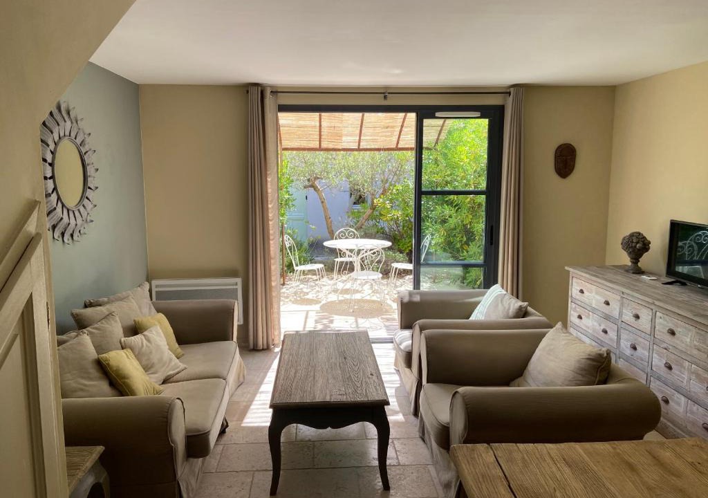 Saint-Laurent-de-la-Cabrerisse House | Maison Un Deux Trois