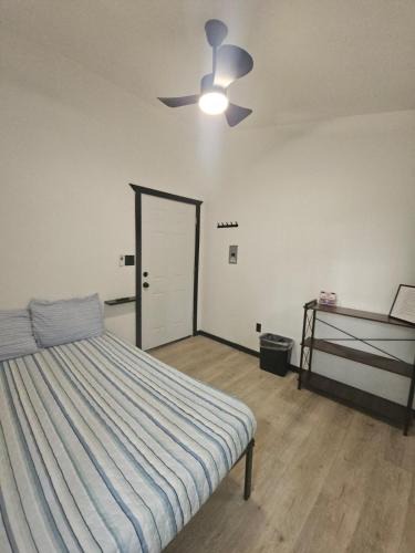 Houston House | Ma-Su Thunder Cabin #1