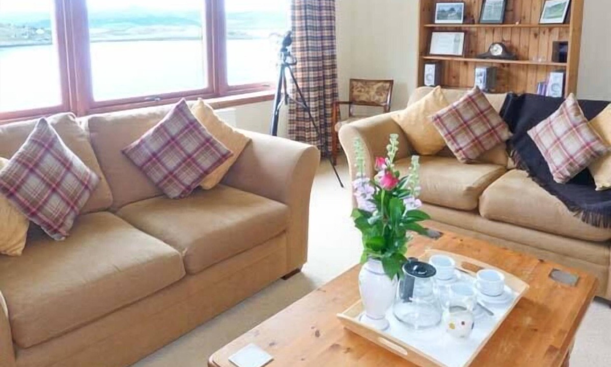 Sconser Cottage | Mackenzies Peak