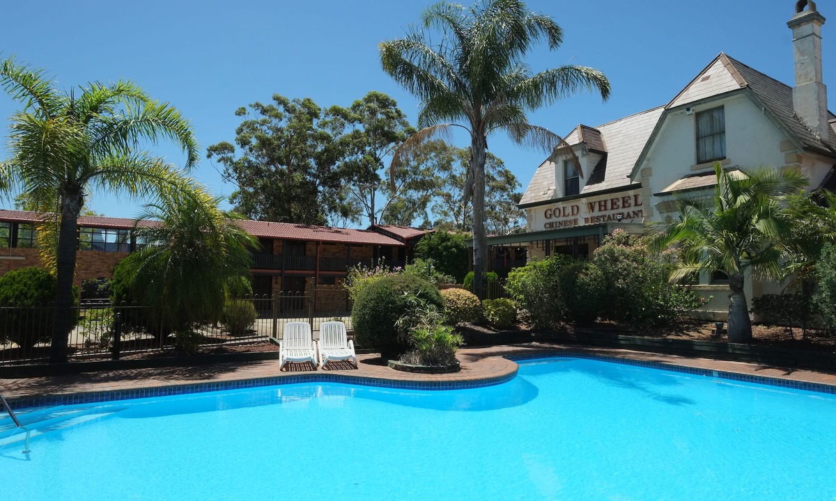 Campbelltown Hotel | Maclin Lodge Motel
