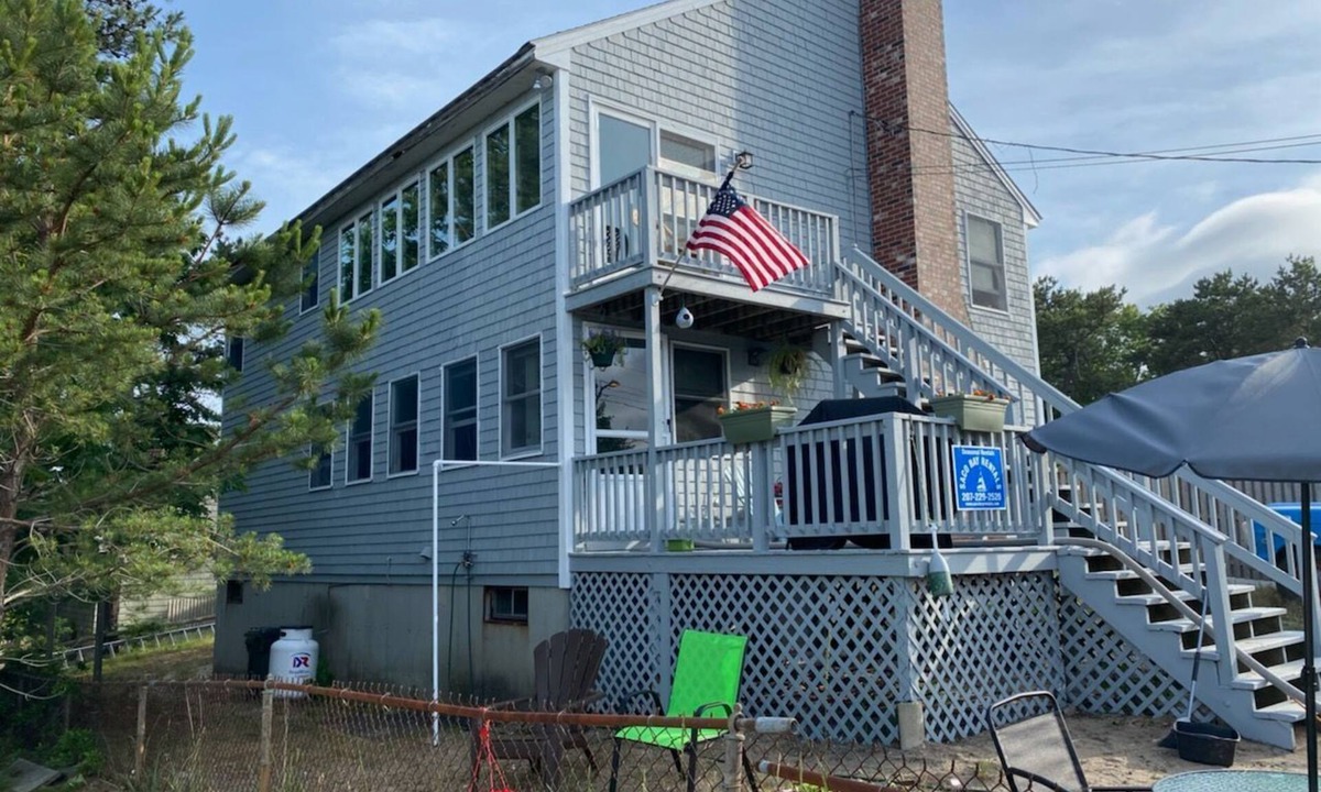 Southern Coast Cottage | Macris - Saco Bay Rentals