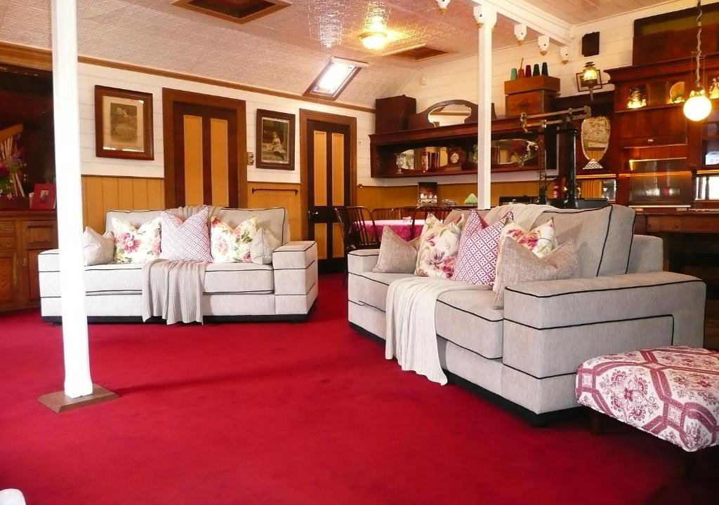 Clunes Villa | Madam Saddler - On Fraser Clunes