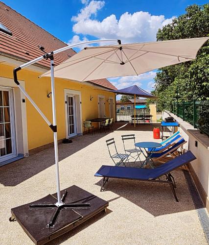 Clerey Bed & Breakfast | Madame