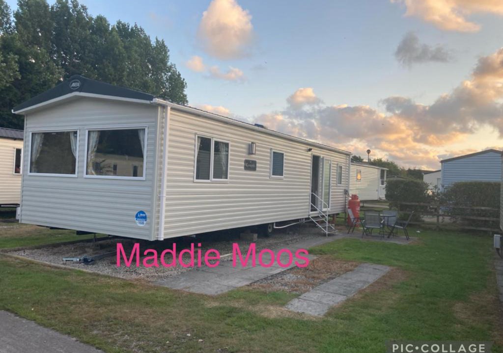 Blackpool Apartment | Maddie Moos