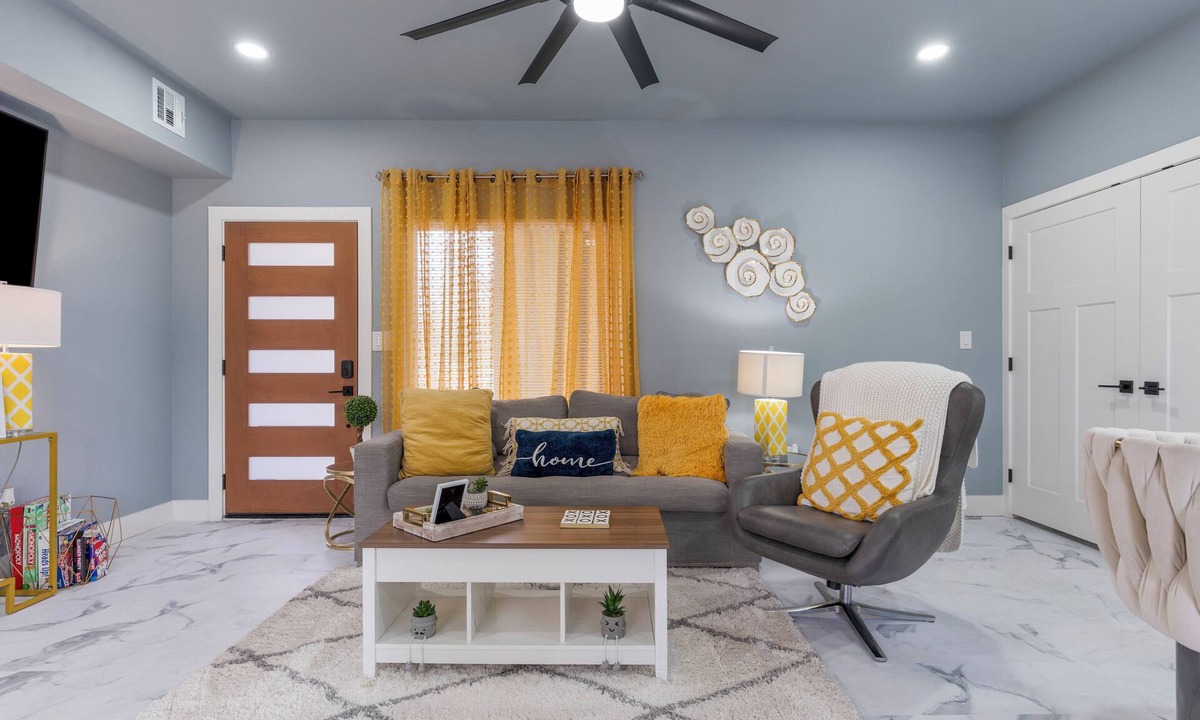 Tulsa House | Madison's Masterpiece in Downtown Tulsa-Sleeps 6