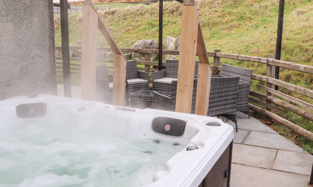 Ruthin Cottage | Maestyddyn Farm House