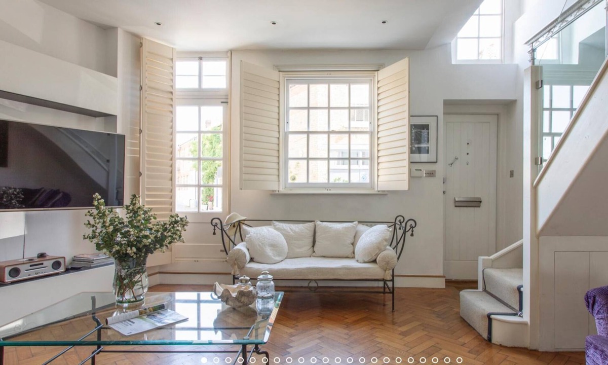 Battersea House | Magenta – 3 Bedroom Home by Battersea Park