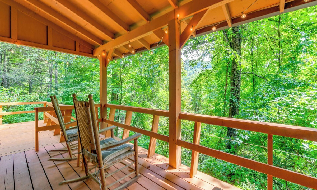 Waynesville Apartment | Maggie Valley Townhome In Smoky Mountain Foothills