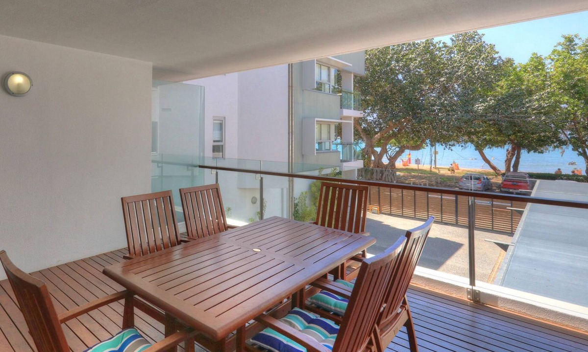 Horseshoe Bay Apartment | Maggies Beachfront Apt. 7