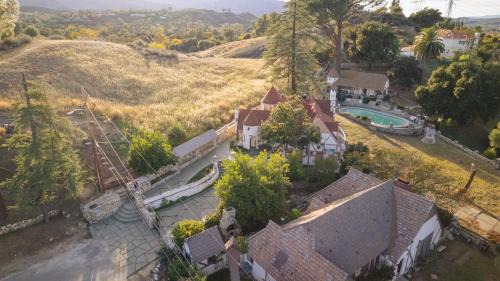Newhall House | Magic Castle Unit 7