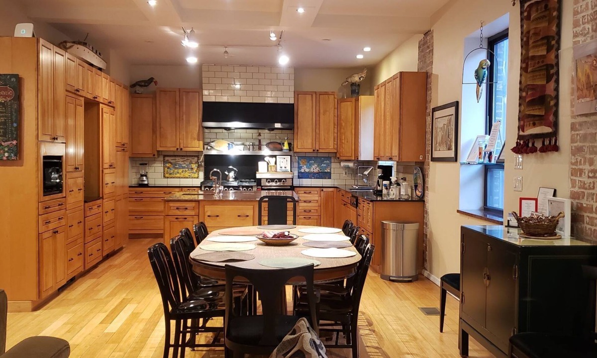 River North Apartment | Magic Factory Loft 2West