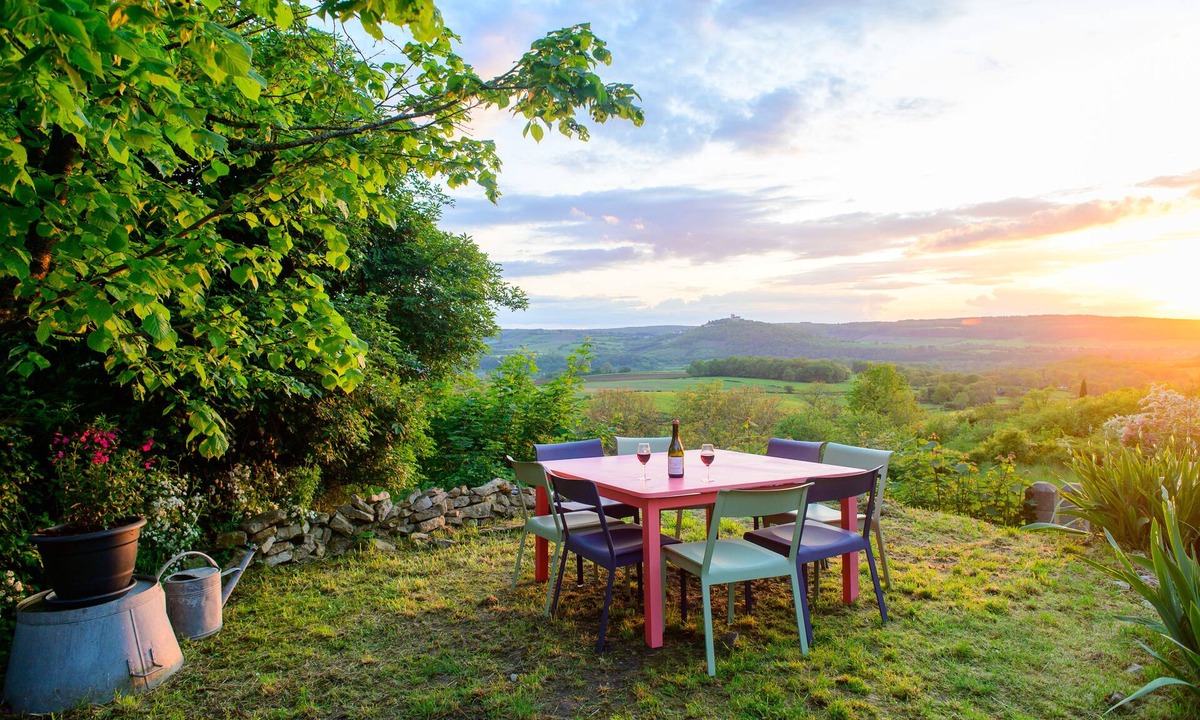 Saint-Pere House | Magic view of Vézelay Guaranteed relaxation