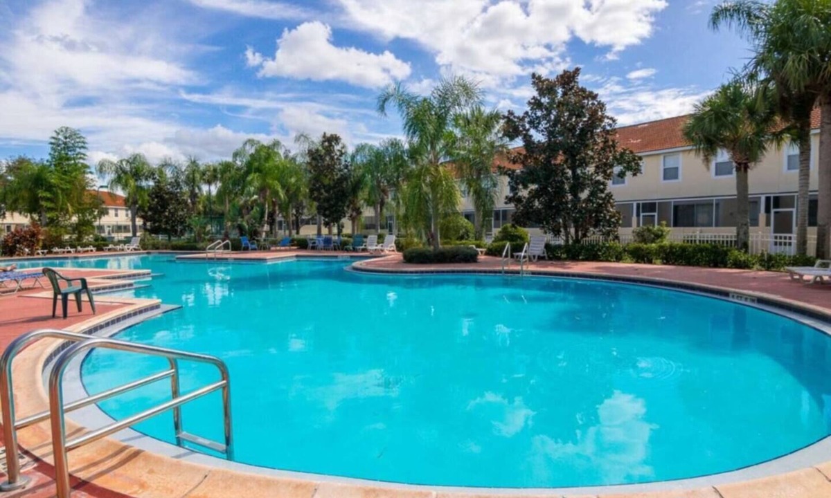 Cumbrian Lakes House | Magical Family Townhome Retreat – Comfort & Convenience Near Top Attractions!
