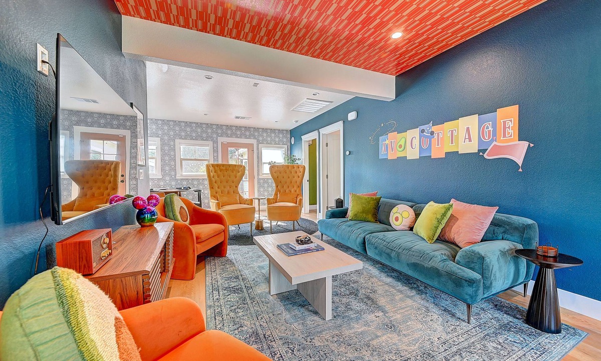 Henninger Park House | Magical Stay Near Disneyland with Pool & Fire Pit