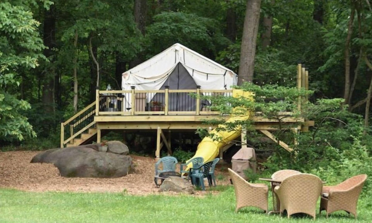 Pottsgrove RV Rental | Magical Tree House with Hot Tub, Fire Pit & Slide