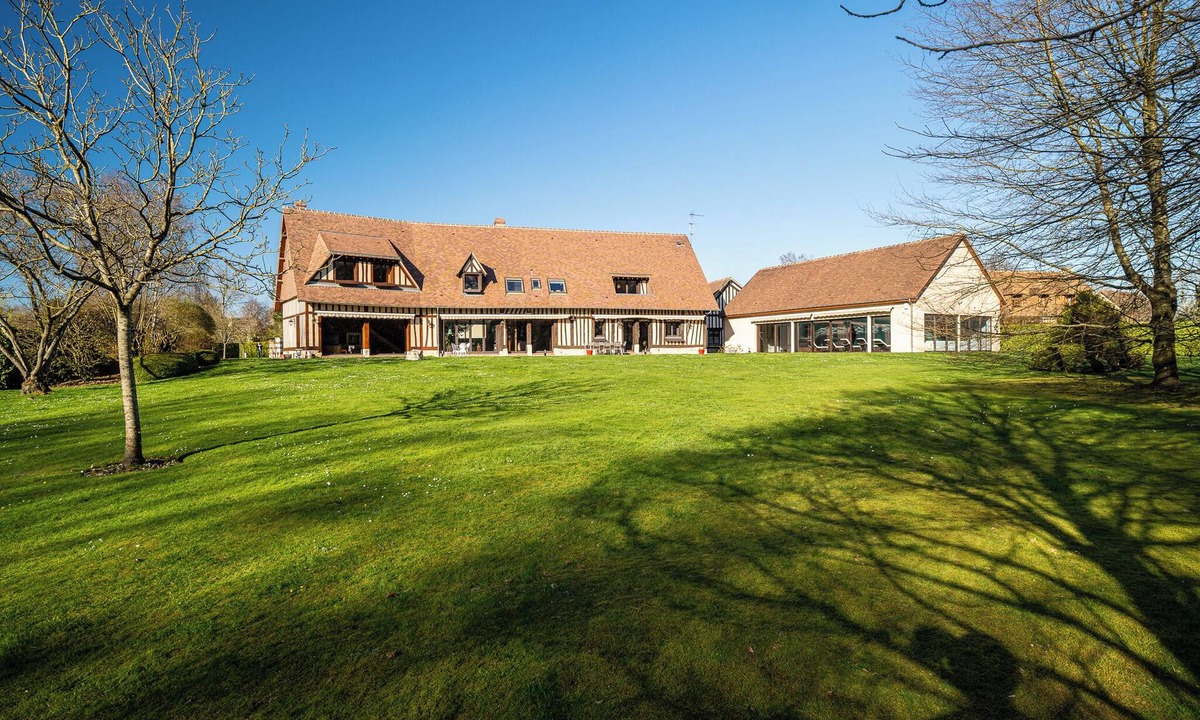 Saint-Ouen-de-Thouberville House | Magnificent Norman country house with indoor heated pool