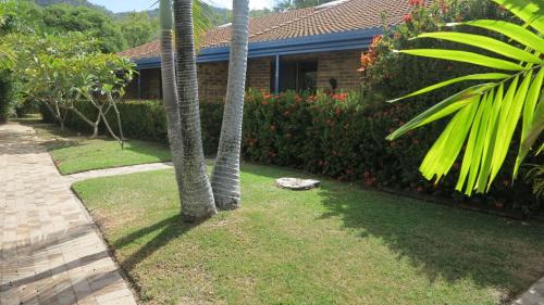 Arcadia Apartment | Magnetic Shores Unit 3