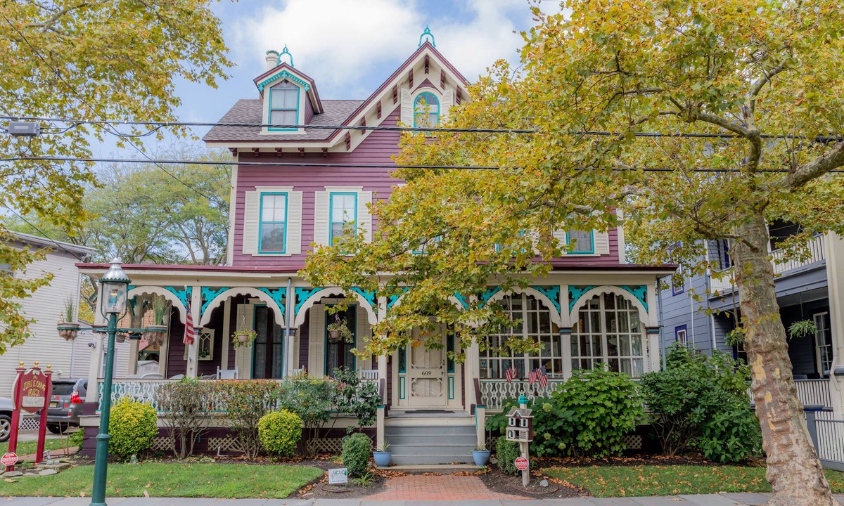Cape May House | Magnific Victorian . Historic District