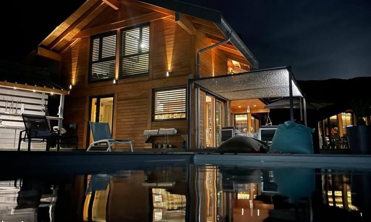 Saint-Martin-d'Uriage Ski Chalet | Magnificent chalet in the Alps near the ski resorts in a green setting