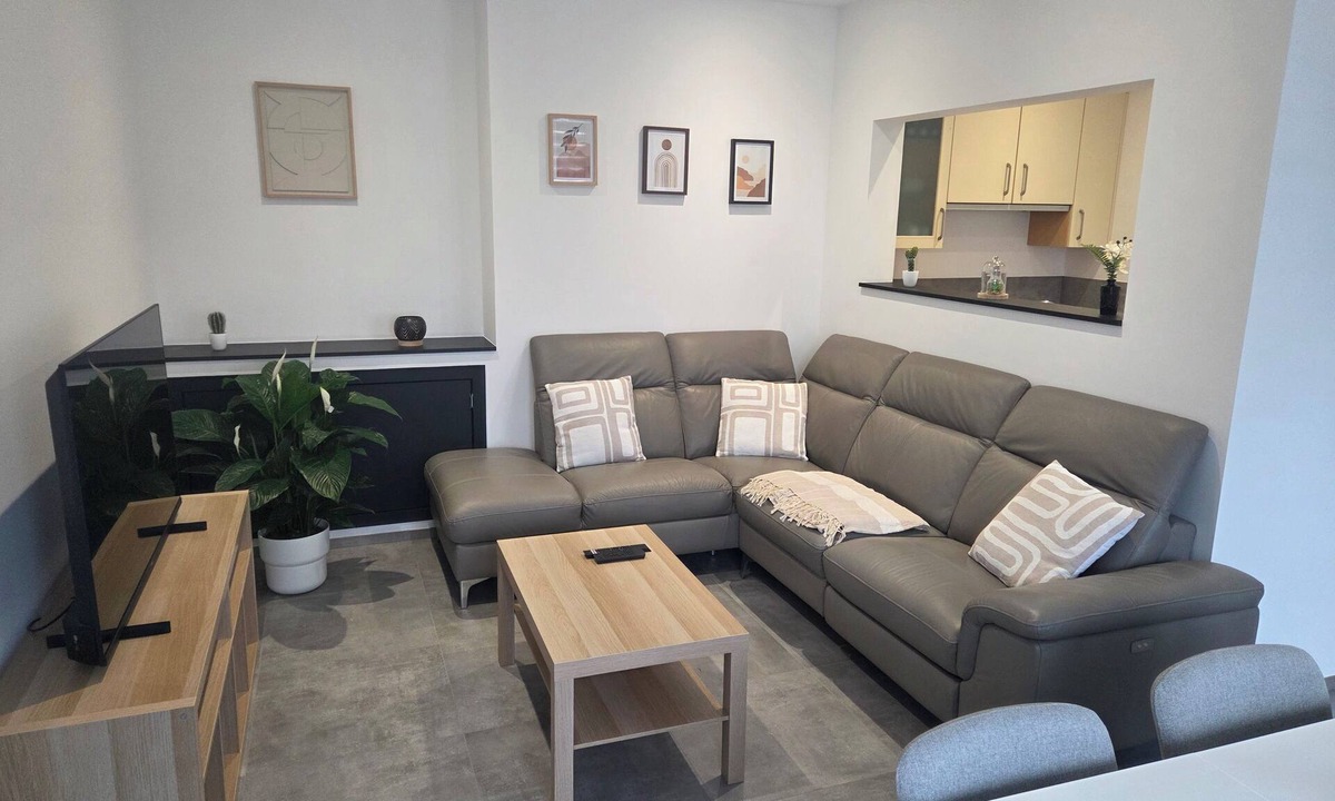 Givet Apartment | Magnificent 2-bedroom apartment